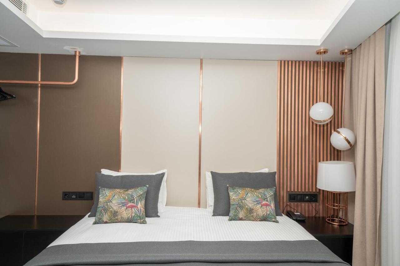 Fama Karakoey Hotel Истанбул Екстериор снимка